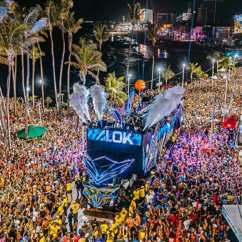 Patrocinar o Carnaval de Salvador - R$50000000