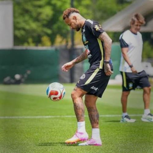 Contratar o Neymar para jogar a várzea - R$200000000